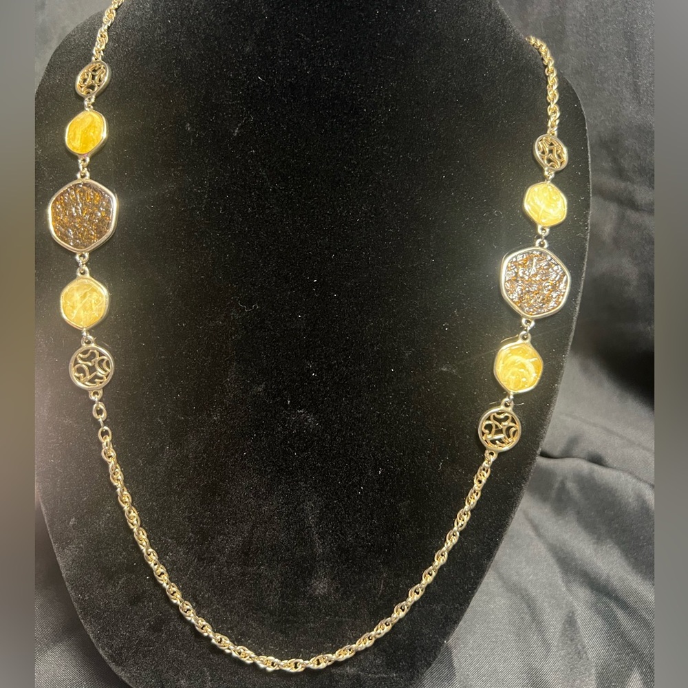 Vintage Sarah Coventry necklace w/ agate stones and a gold-toned necklace.